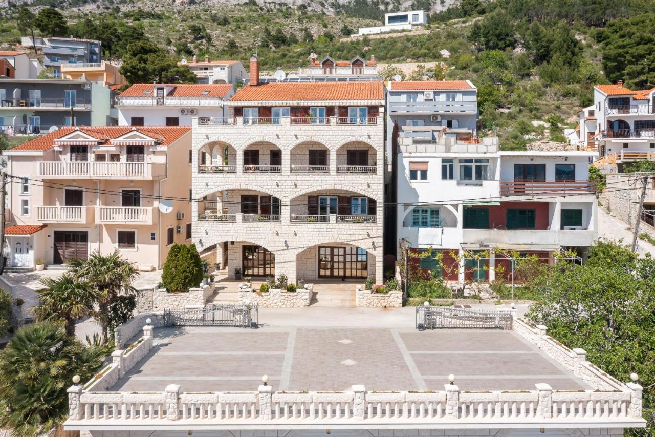 Beachfront Xxl - 2 Apartments Together - Lokva Rogoznica Exterior photo